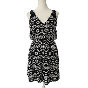 Xhilaration Black & White Aztec Patterned Dress